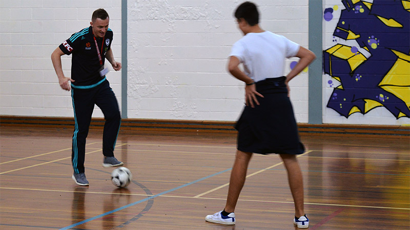 Besart Berisha interacts with students at Parkville College.
