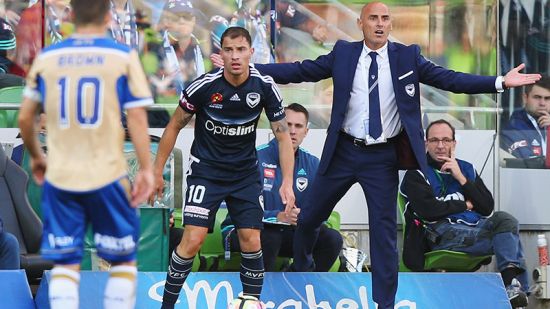 Kevin Muscat pleased with improving Victory