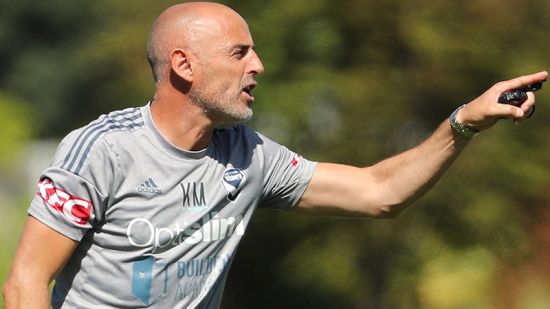 Kevin Muscat warns Victory against complacency