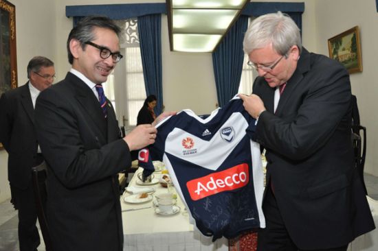 Indonesian Minister a fan of Melbourne Victory