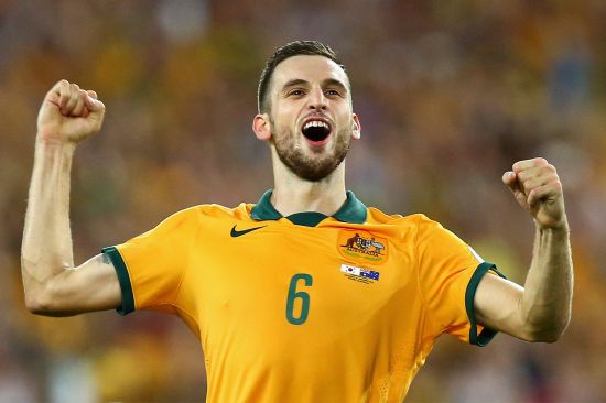 Victory players with Socceroos experience